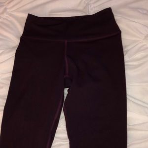 maroon leggings